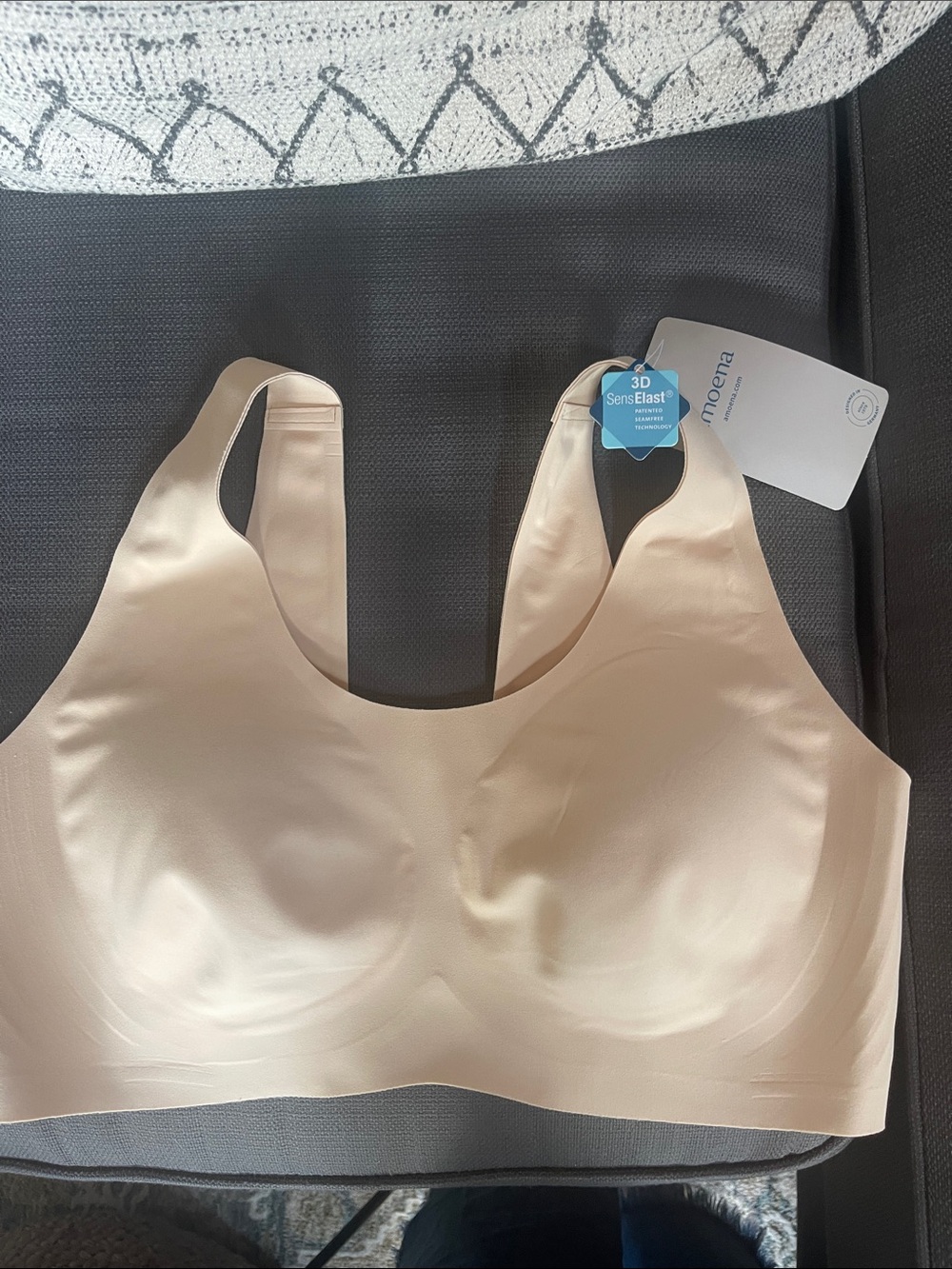 Amoena seamless bra XL NWT